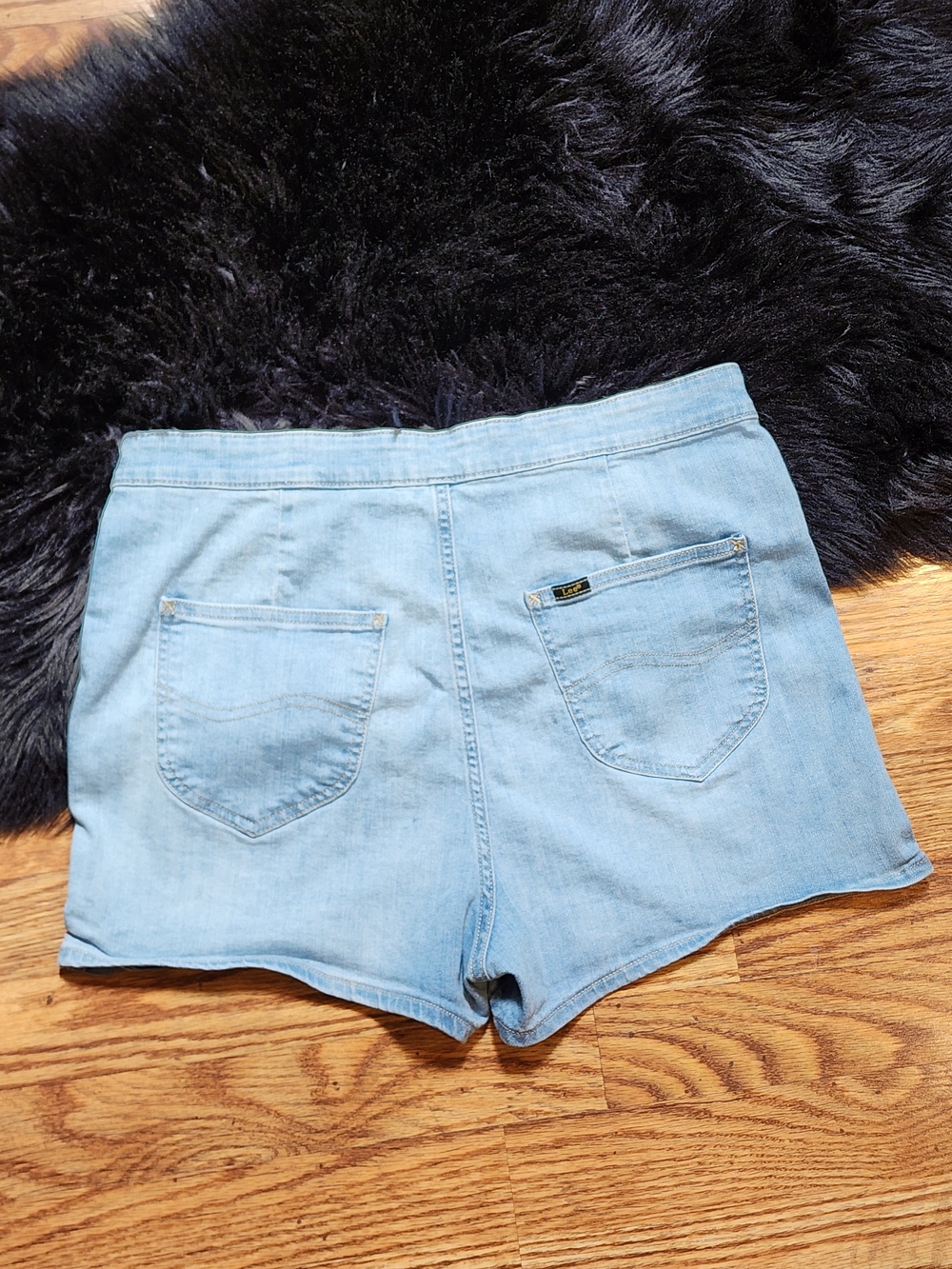 Lee Heritage High Rise Double Zipper Front Light Blue Denim Shorts Size 12 M - Picture 2 of 5